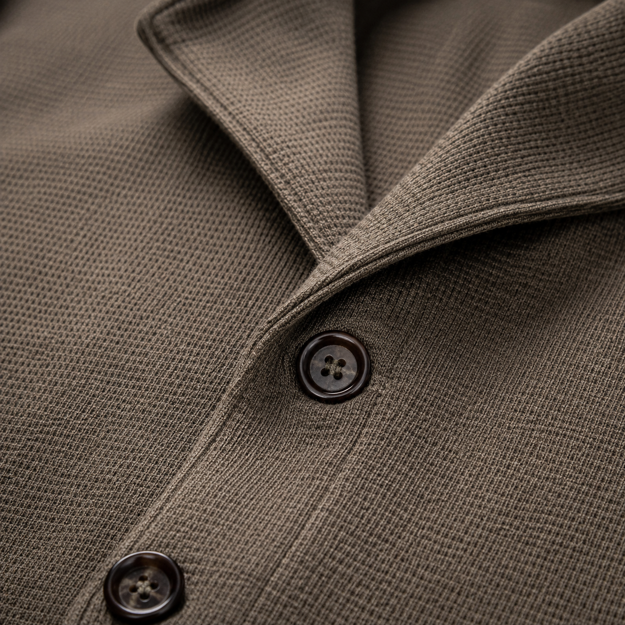 OLIVE CUBAN BUTTON DOWN